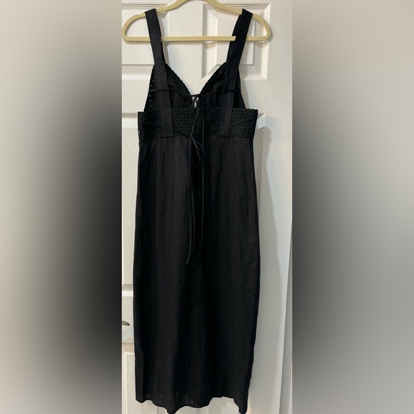 BNWT H&M Black Linen Dress with Eyelet Embroidery - Picture 5 of 7